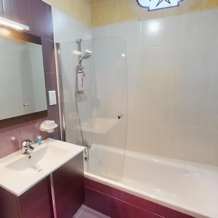 With Swimming Pool - Il-wenniessa فندق مبيت وإفطار