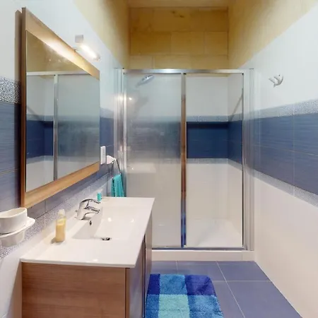 With Swimming Pool - Il-wenniessa فندق مبيت وإفطار 4*