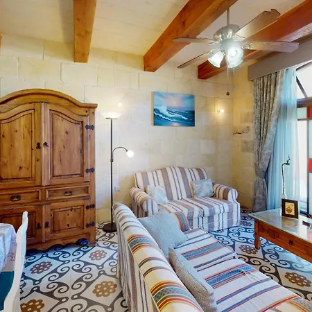 With Swimming Pool - Il-wenniessa 4*