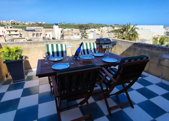 With Swimming Pool - Il-wenniessa 4* Qala