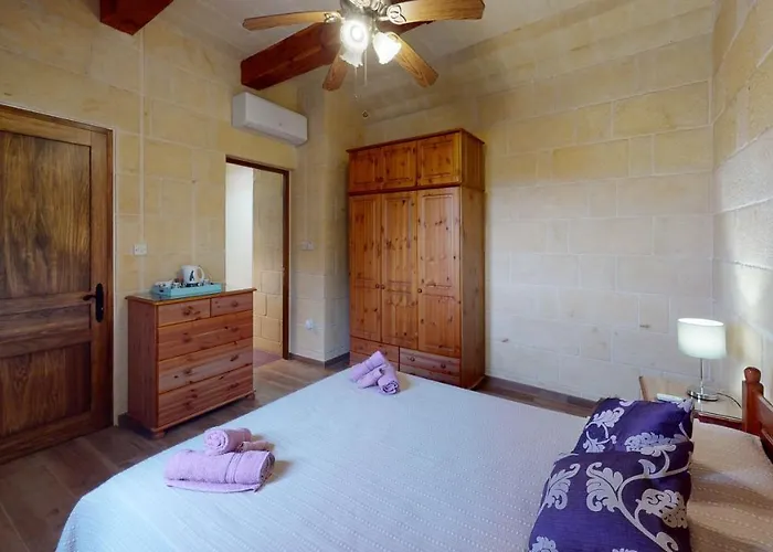 With Swimming Pool - Il-wenniessa 4*