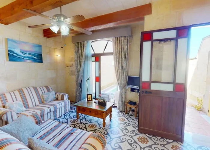 Oda ve Kahvaltı With Swimming Pool - Il-wenniessa 4*